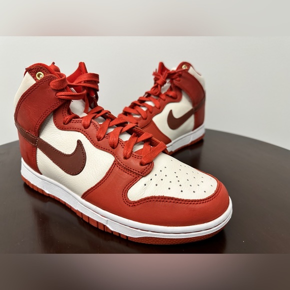 Nike Dunk High  LXX Cinnabar - Picture 9 of 10
